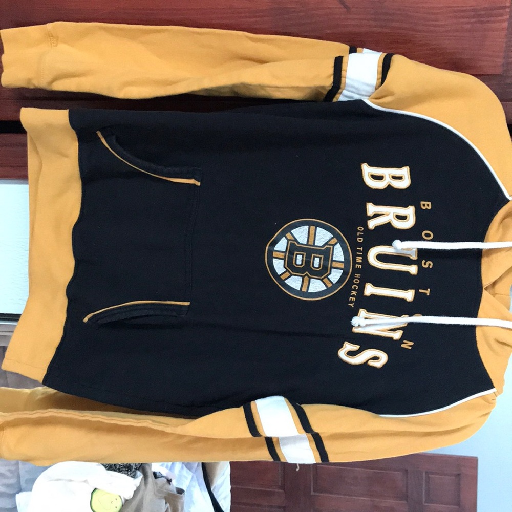 Bruins hoodie